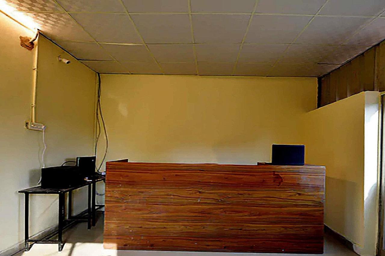 Oyo 77158 Hotel Swastik Palace Bhiwandi Exterior photo